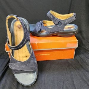 UNstructured Clarks Un Hatch Navy Sandals Size 8